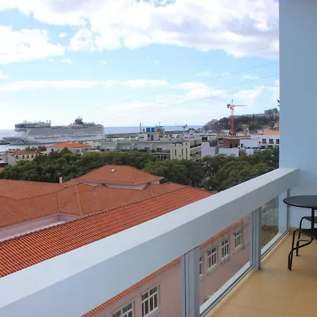 شقة D - Your With Breathtaking Views فونشال